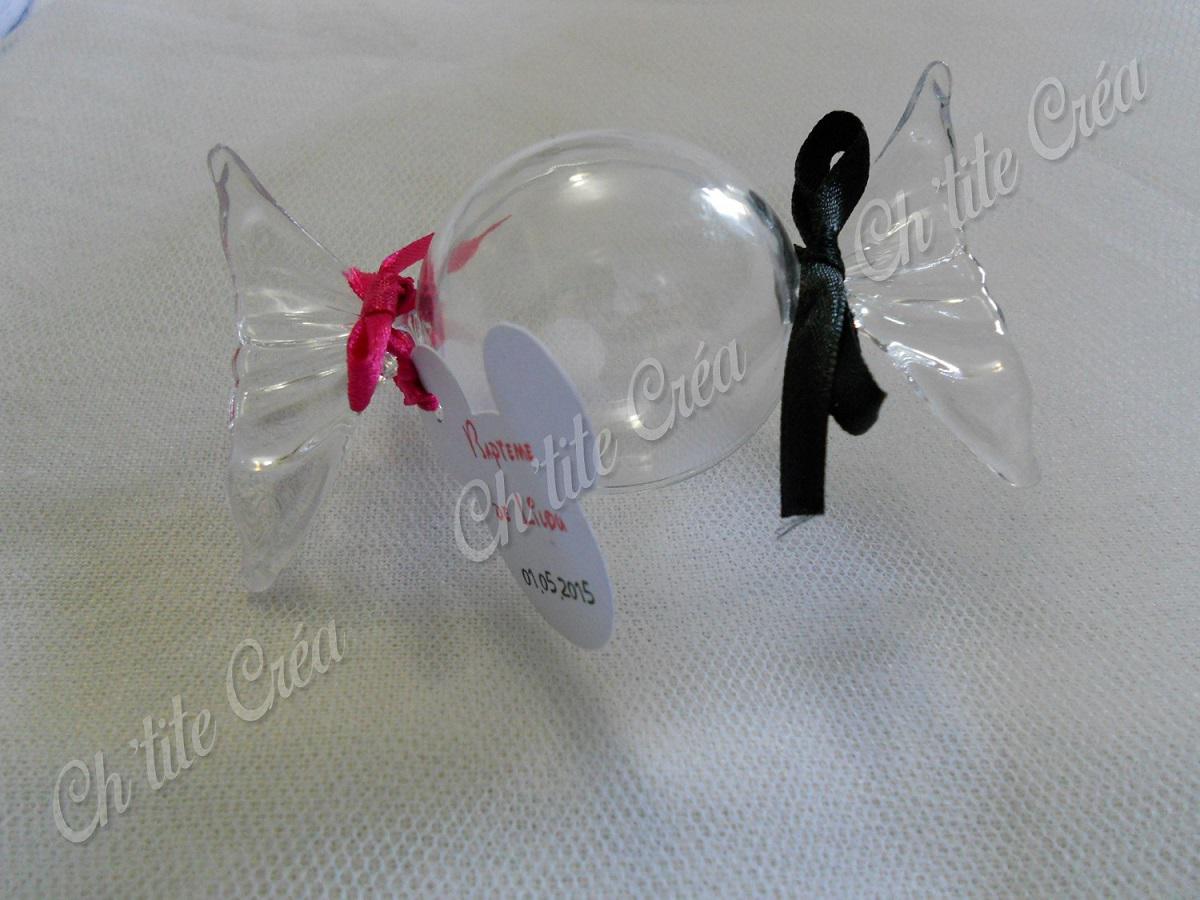Boule bonbon à dragées, baptême minnie sucette, avec étiquette à dragées silhouette, noir rose fushia et blanc