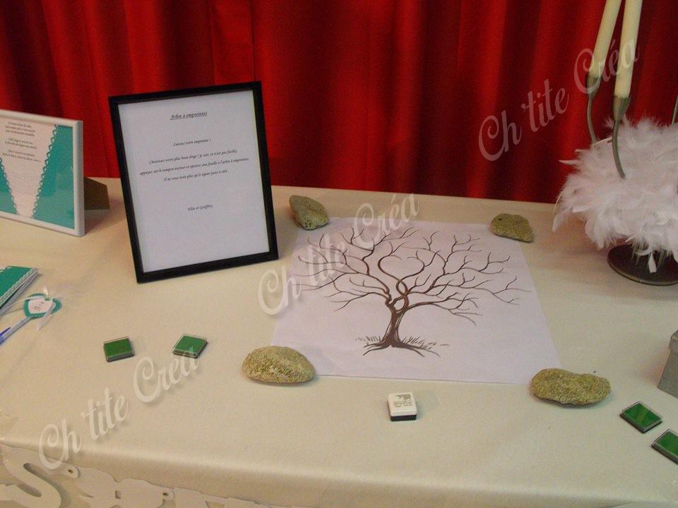 Panneau arbre à empreintes, mariage feuillage, personnalisé à la date et prénoms des mariés, blanc et vert turquoise