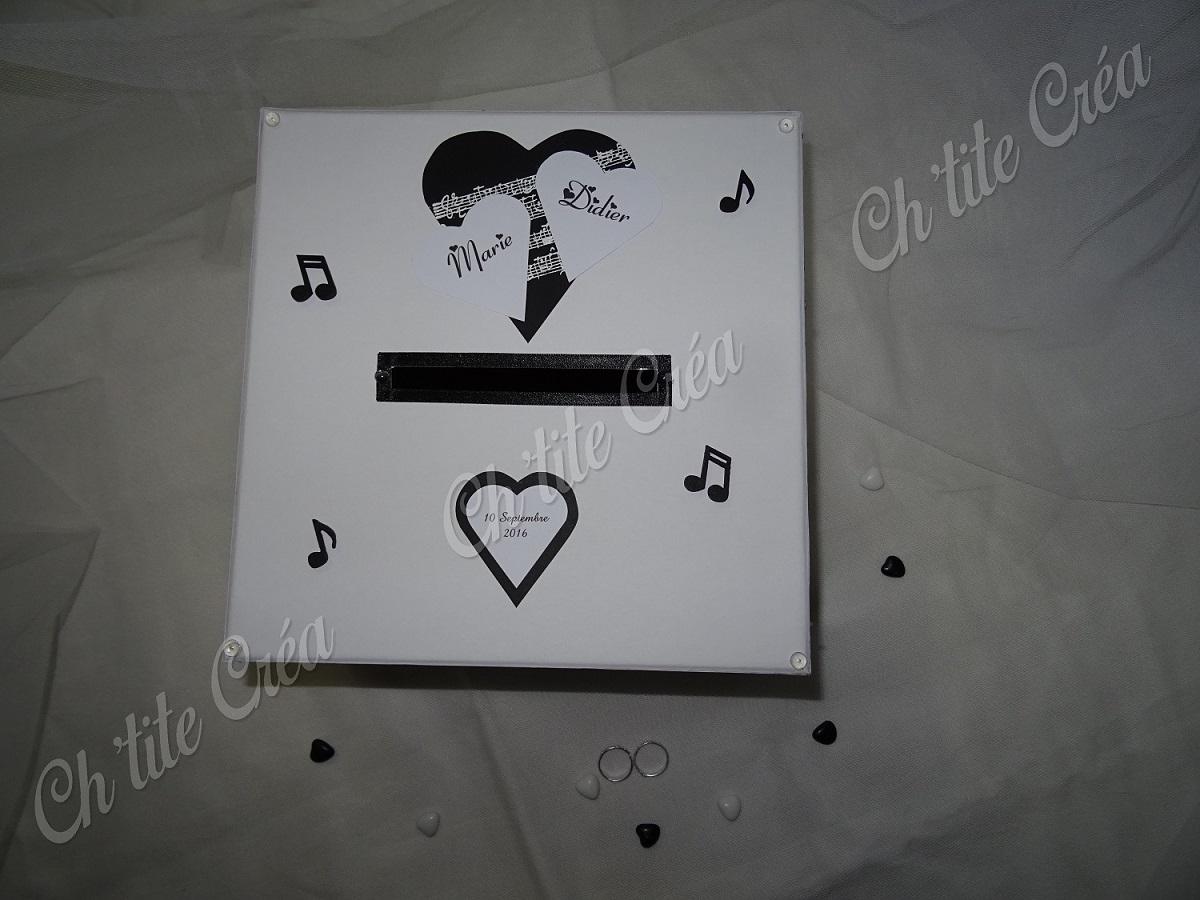 Urne carrée anniversaire de mariage musique, avec portée et notes, blanc et noir