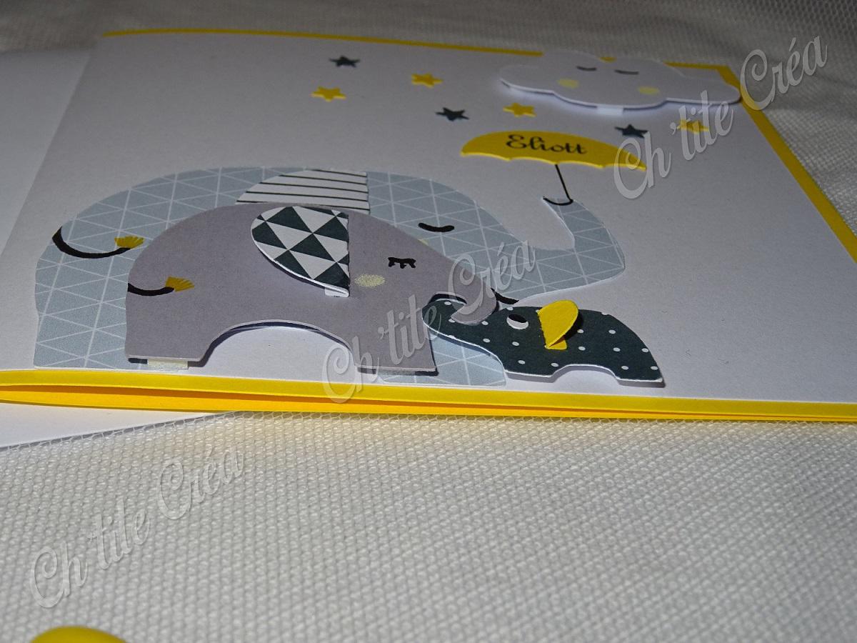 Faire part naissance famille d'éléphants sur le thème Bayfan Sauthon, avec étoiles et éléphants en 3D, avec marque page, jaune blanc et gris