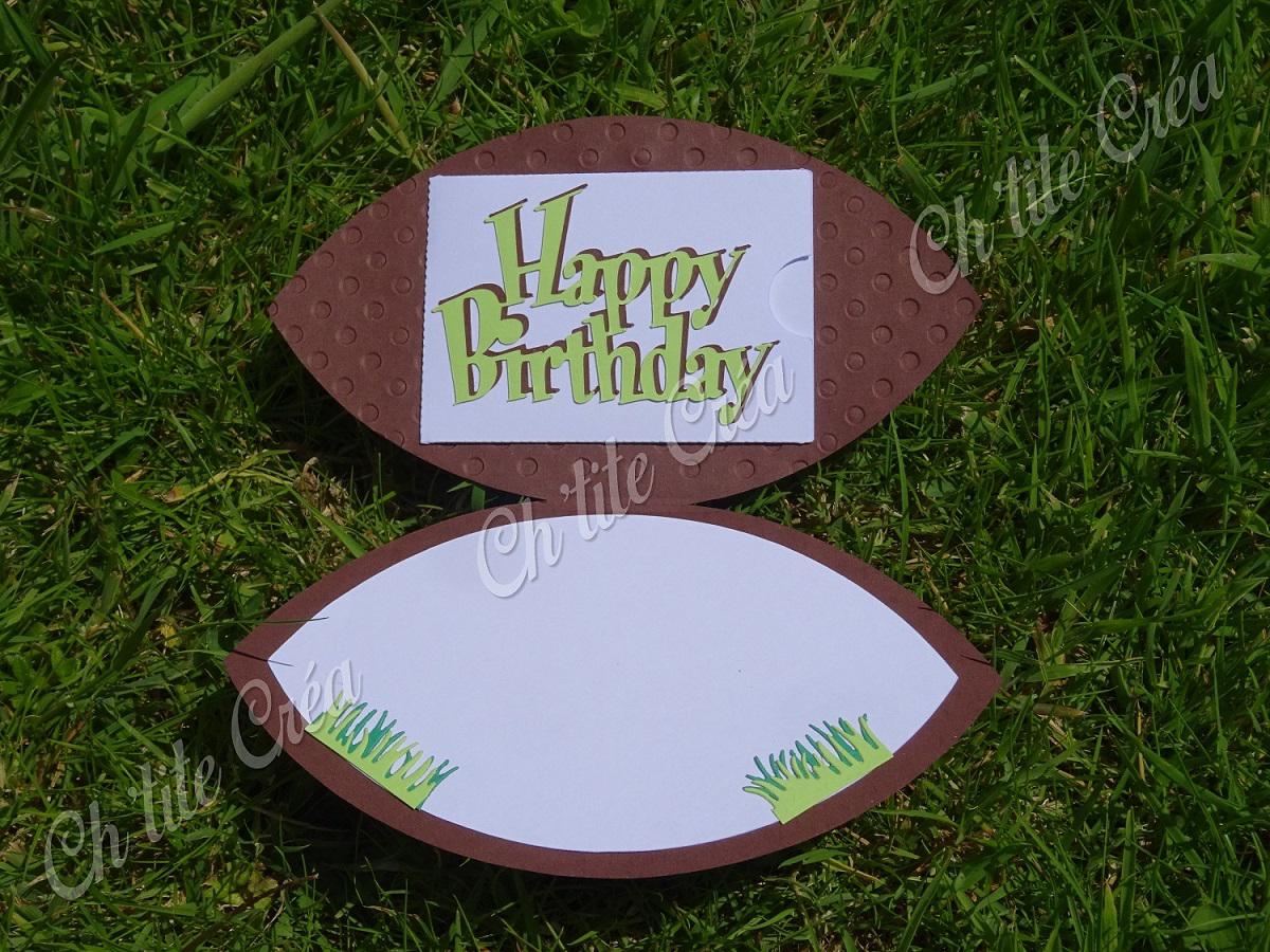 Carte anniversaire ballon rugby footballa méricain, avec lacets et age de l'enfant, avec pochette pour carte cadeau à l'intérieur